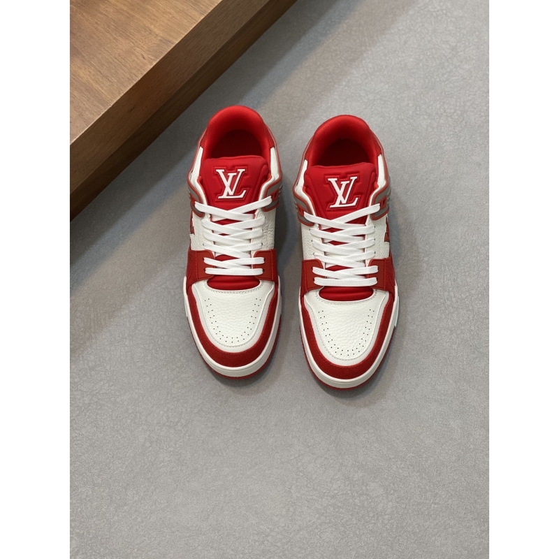 l**is V*t*n sneakers